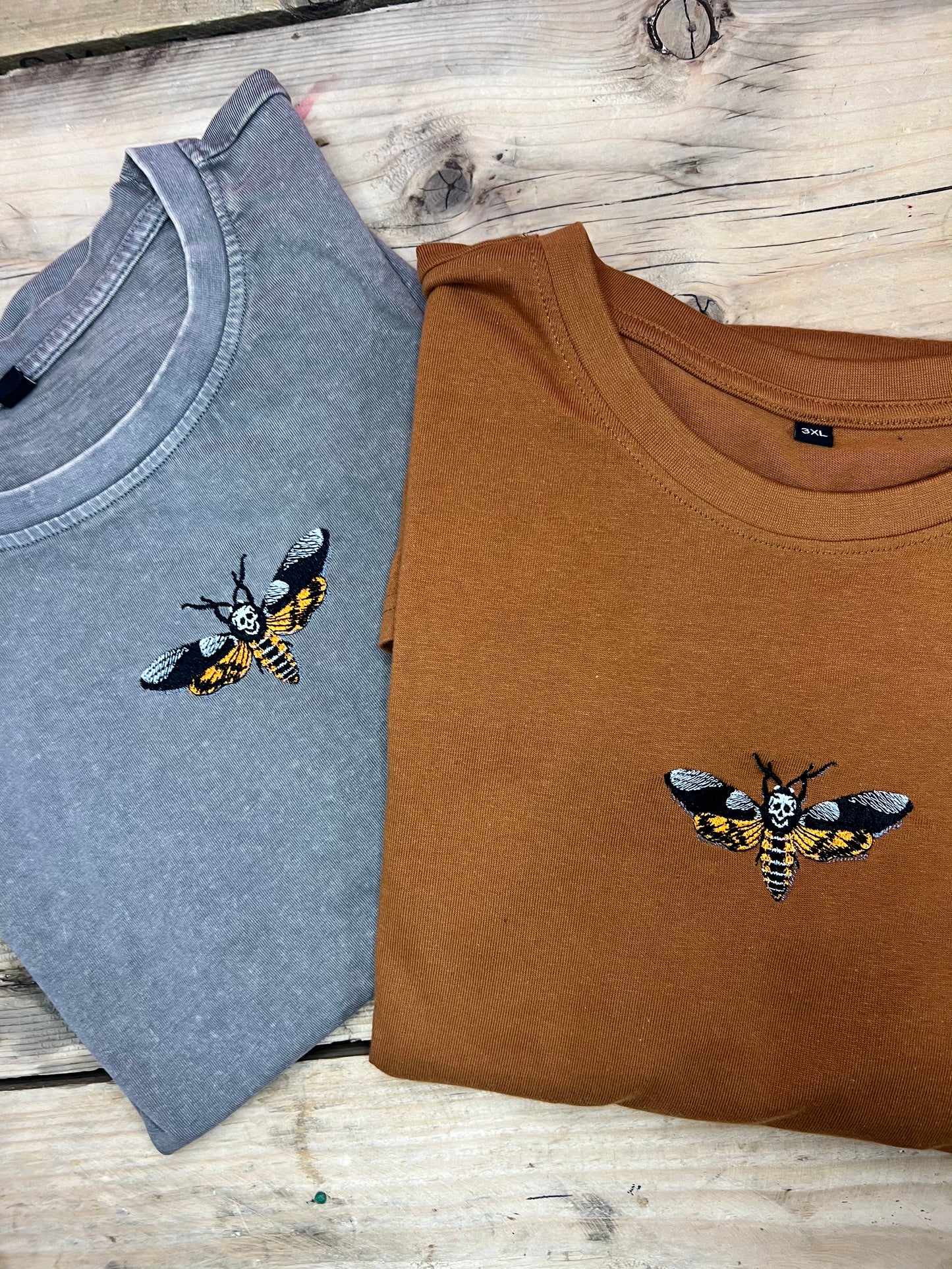 Death's Head Moth Embroidered Overszied T-shirt